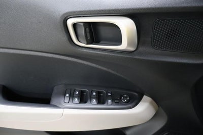 2026 Hyundai VENUE SEL FWD