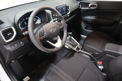 2026 Hyundai VENUE SEL FWD W/Two-Tone Roof