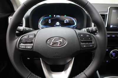 2026 Hyundai VENUE SEL FWD W/Two-Tone Roof