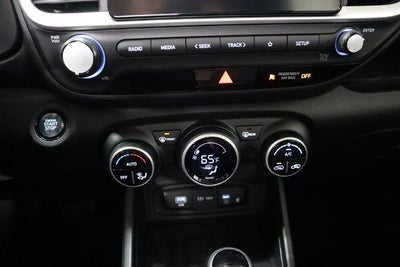 2026 Hyundai VENUE SEL FWD W/Two-Tone Roof