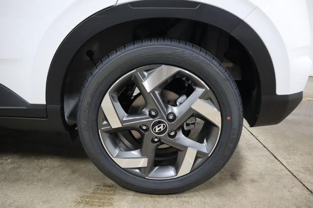 2026 Hyundai VENUE SEL FWD W/Two-Tone Roof