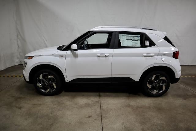 2026 Hyundai VENUE SEL FWD