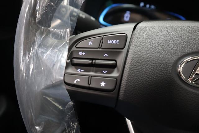 2026 Hyundai VENUE SEL FWD