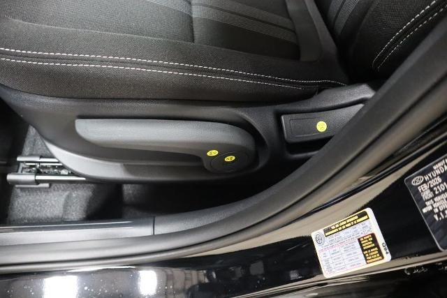 2026 Hyundai VENUE SEL FWD