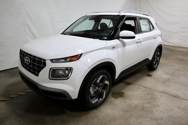 2026 Hyundai VENUE SEL FWD