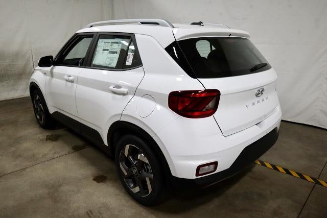 2026 Hyundai VENUE SEL FWD