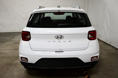 2026 Hyundai VENUE SEL FWD