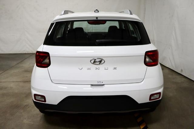 2026 Hyundai VENUE SEL FWD