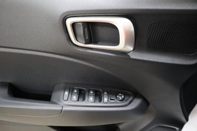 2026 Hyundai VENUE SEL FWD