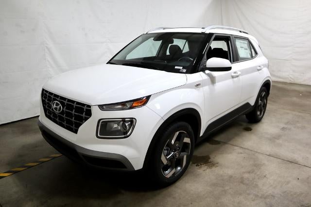 2026 Hyundai VENUE SEL FWD