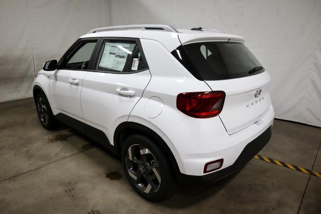2026 Hyundai VENUE SEL FWD