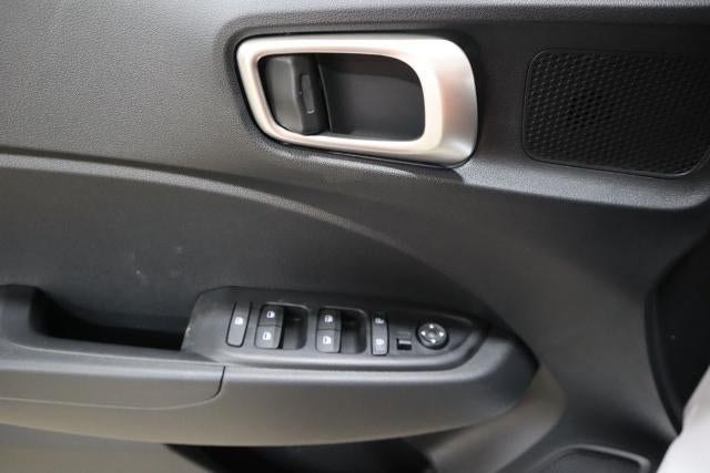 2026 Hyundai VENUE SEL FWD