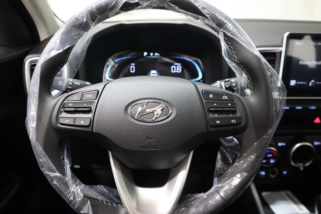 2026 Hyundai VENUE SEL FWD
