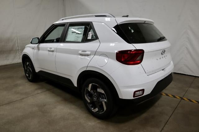 2026 Hyundai VENUE SEL FWD