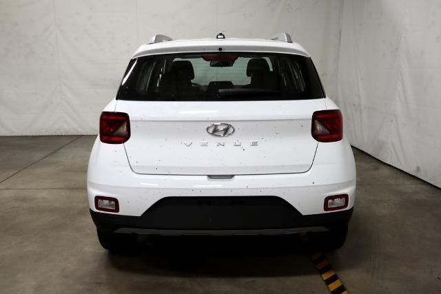 2026 Hyundai VENUE SEL FWD