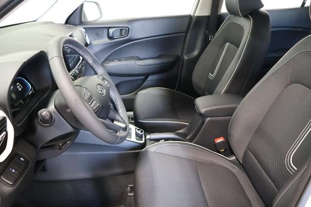 2026 Hyundai VENUE SEL FWD W/Two-Tone Roof