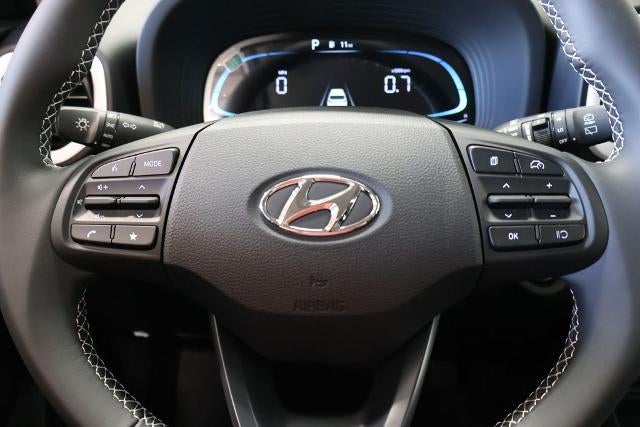 2026 Hyundai VENUE SEL FWD W/Two-Tone Roof