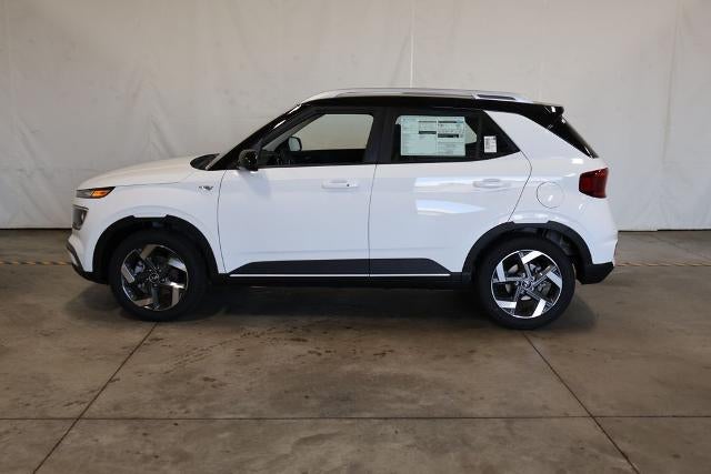 2026 Hyundai VENUE SEL FWD W/Two-Tone Roof