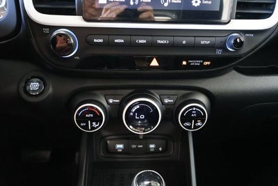 2026 Hyundai VENUE SEL FWD W/Two-Tone Roof
