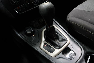 2016 Jeep Cherokee Altitude