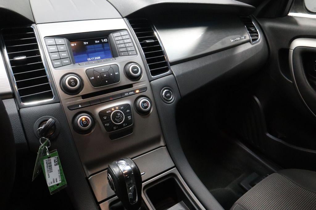 2018 Ford Taurus SEL