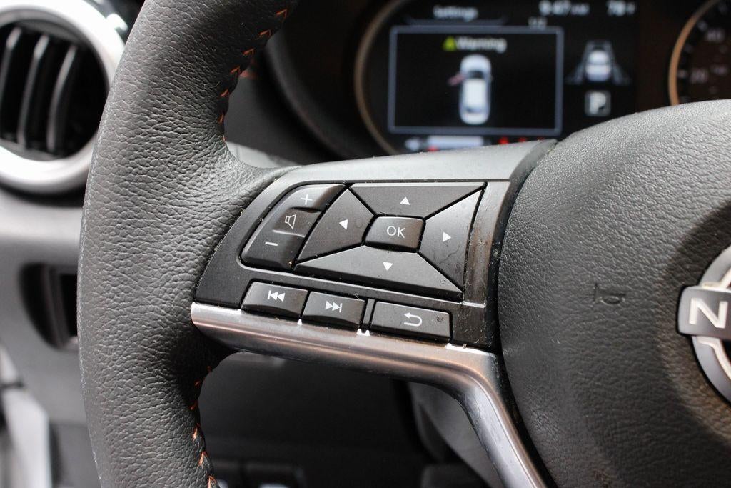 2023 Nissan Versa SR