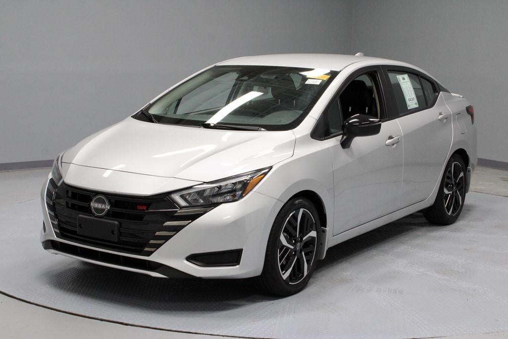 2023 Nissan Versa SR