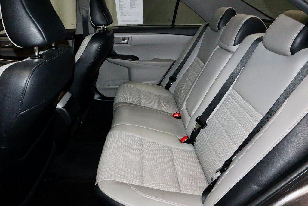 2015 Toyota Camry SE