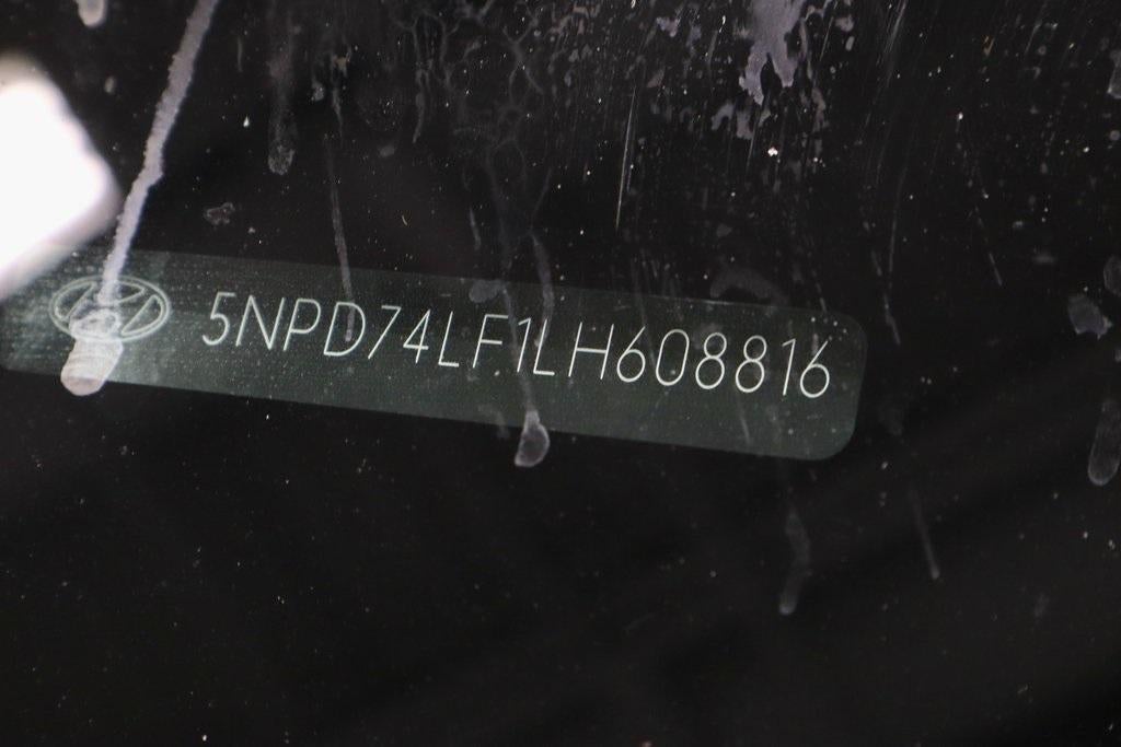 2020 Hyundai ELANTRA SE