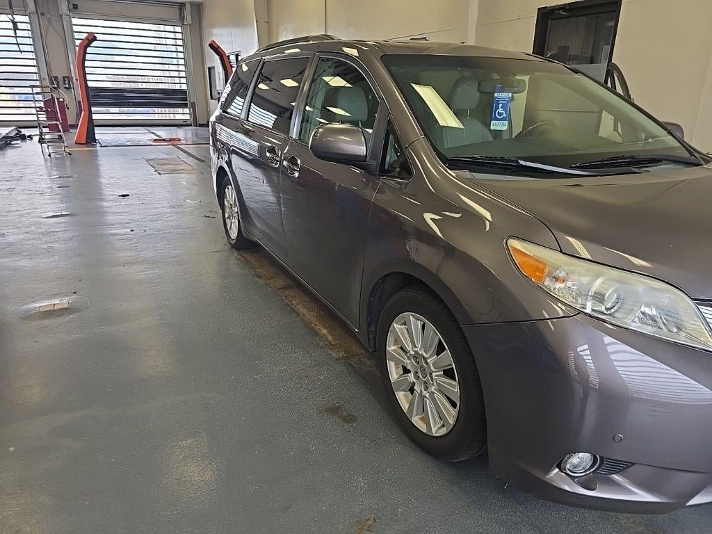 2011 Toyota Sienna Ltd