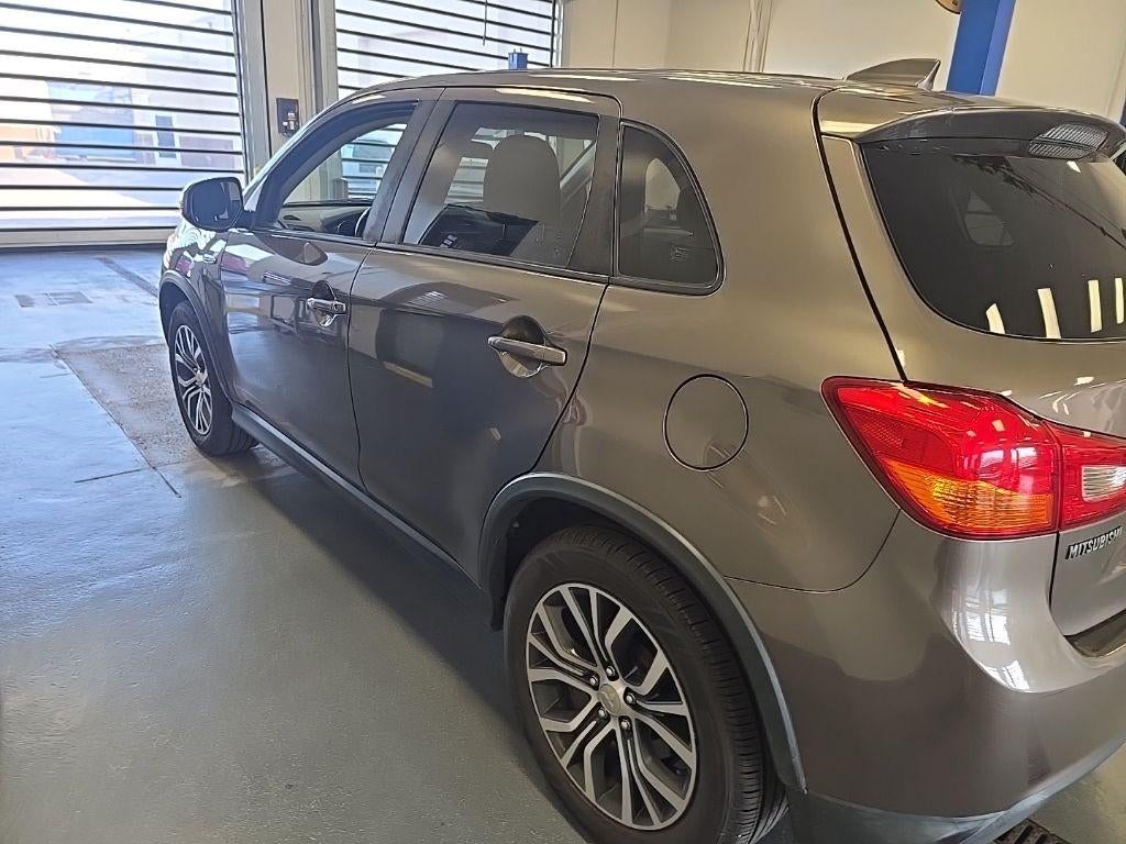 2017 Mitsubishi Outlander Sport SE 2.4