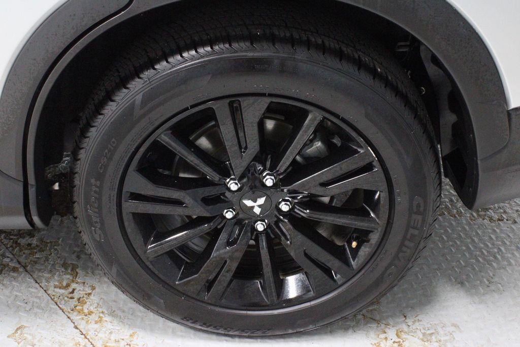 2024 Mitsubishi Eclipse Cross LE