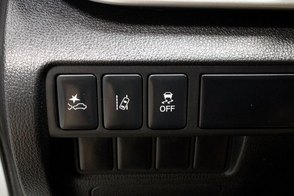 2024 Mitsubishi Eclipse Cross LE