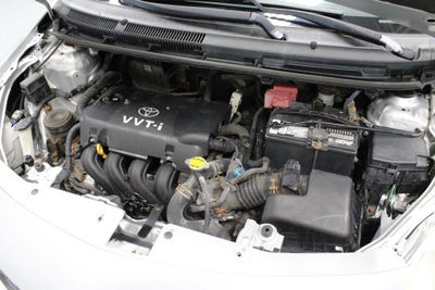2010 Toyota Yaris Base