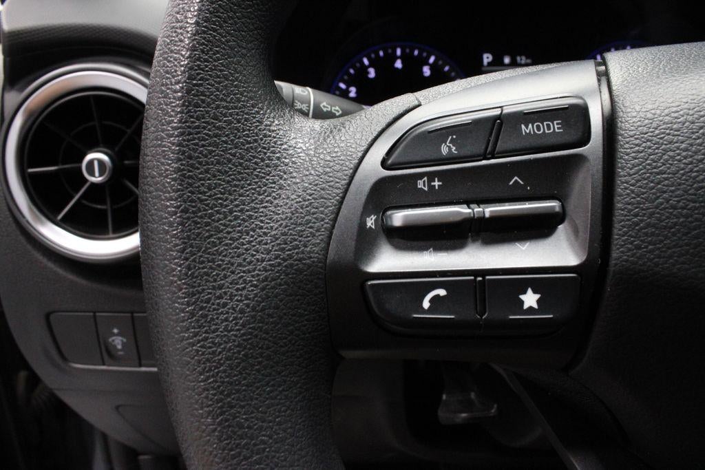 2022 Hyundai KONA SE
