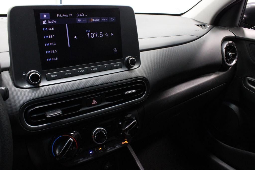 2022 Hyundai KONA SE