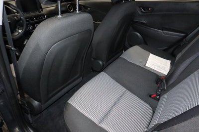 2022 Hyundai KONA SE