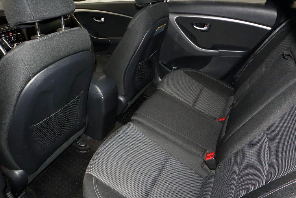 2017 Hyundai ELANTRA GT Base