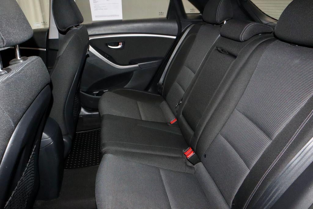 2017 Hyundai ELANTRA GT Base