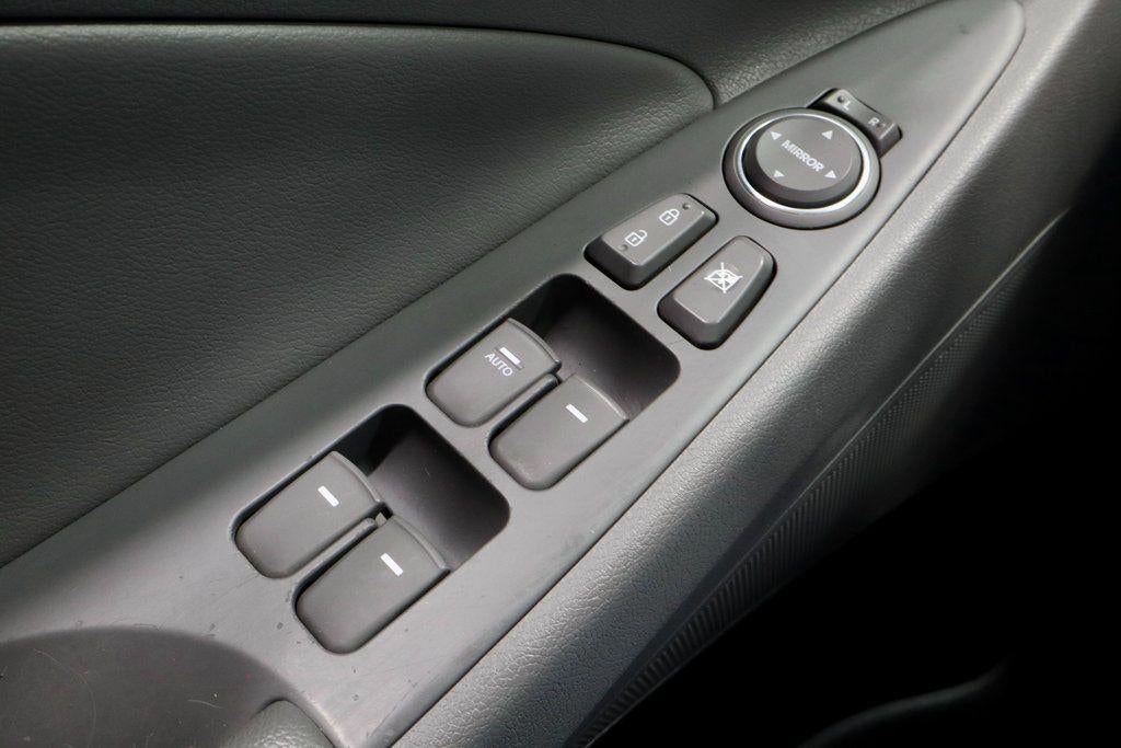 2013 Hyundai SONATA HYBRID Base