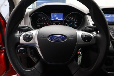 2014 Ford Focus 4dr Sdn SE