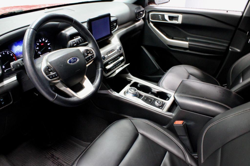 2023 Ford Explorer XLT 4WD