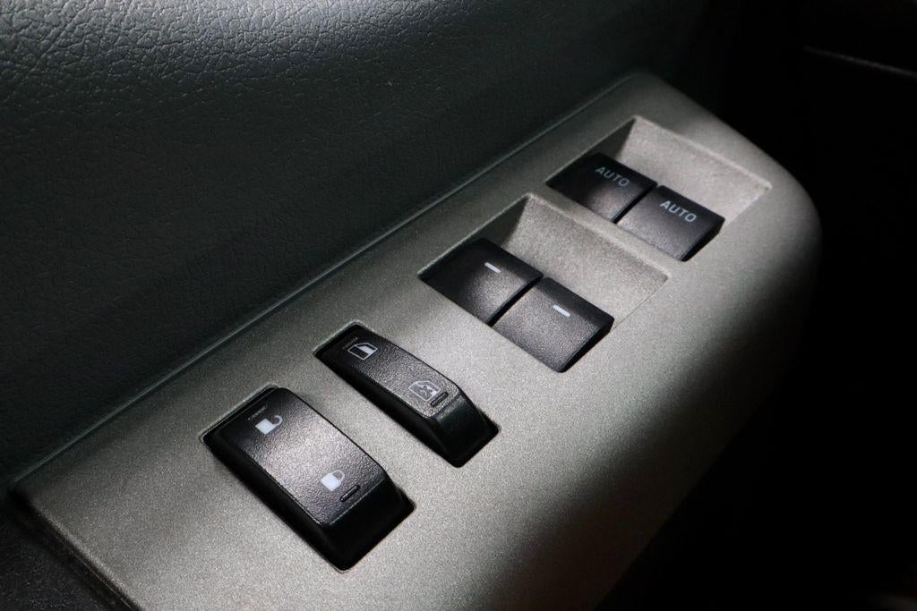 2016 Ford Super Duty F-350 SRW 4WD Crew Cab 6-3/4 Ft Box XLT