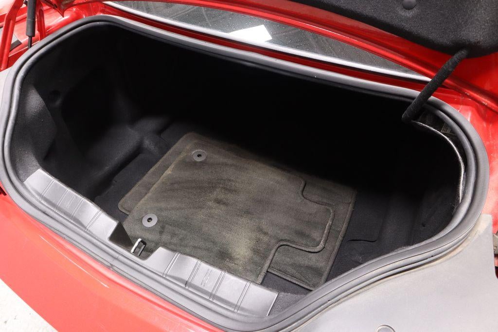 2018 Chevrolet Camaro 2dr Coupe 1LT