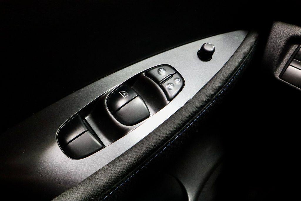 2023 Nissan LEAF S Hatchback