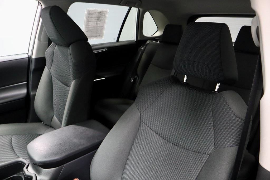 2025 Toyota RAV4 LE AWD (Natl)