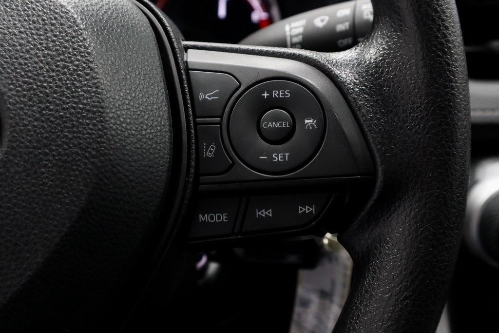 2025 Toyota RAV4 LE AWD (Natl)