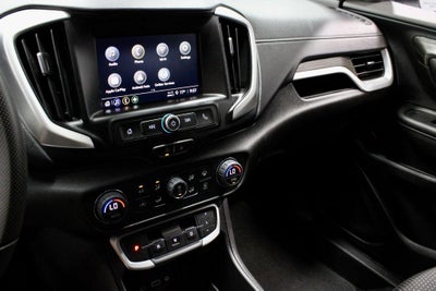 2024 GMC Terrain FWD 4dr SLE