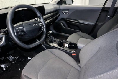 2025 Kia K4 LXS FWD