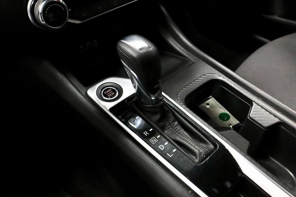 2023 Nissan Sentra SV CVT